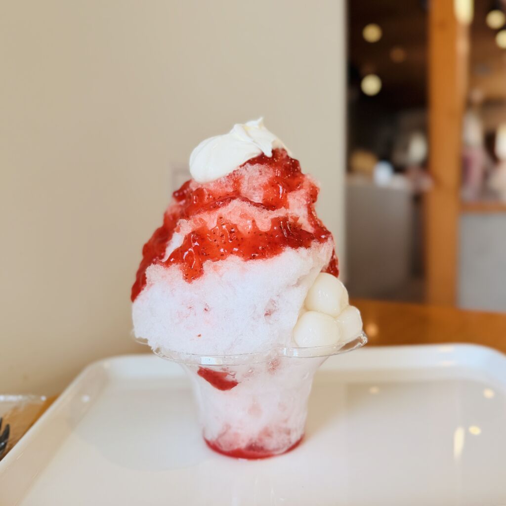 【深谷市】待望の復活！「菊寿堂」の絶品ふんわりかき氷と贅沢生クリームに癒され夏を乗り切ろう